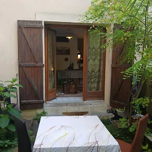  Séjour chez l'habitant Comme A La Maison Chez Dominnique T2 Mignon Avec Jardin Homme Chaleureux