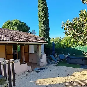 https://maison-de-vacance-2-chambres.hotels-rhonealpes.com